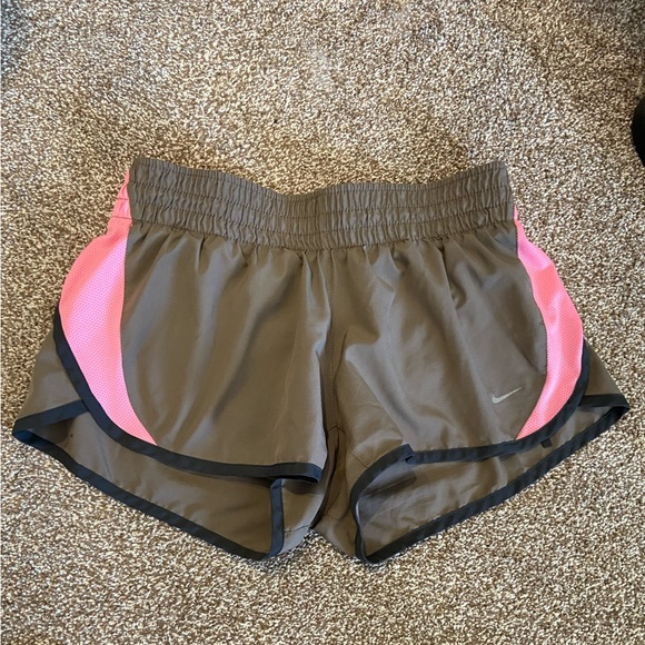 Nike Running Shorts Womens Sz Large Pink & Brown Lined 3" Workout Athletic - Picture 1 of 3